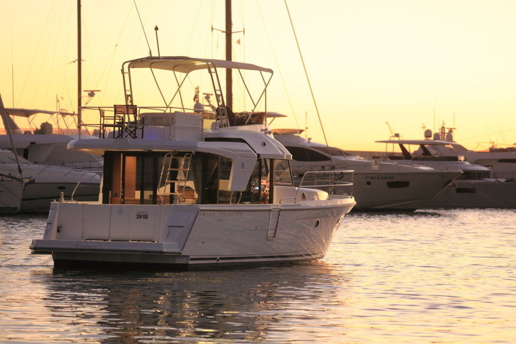 Beneteau Swift Trawler 35