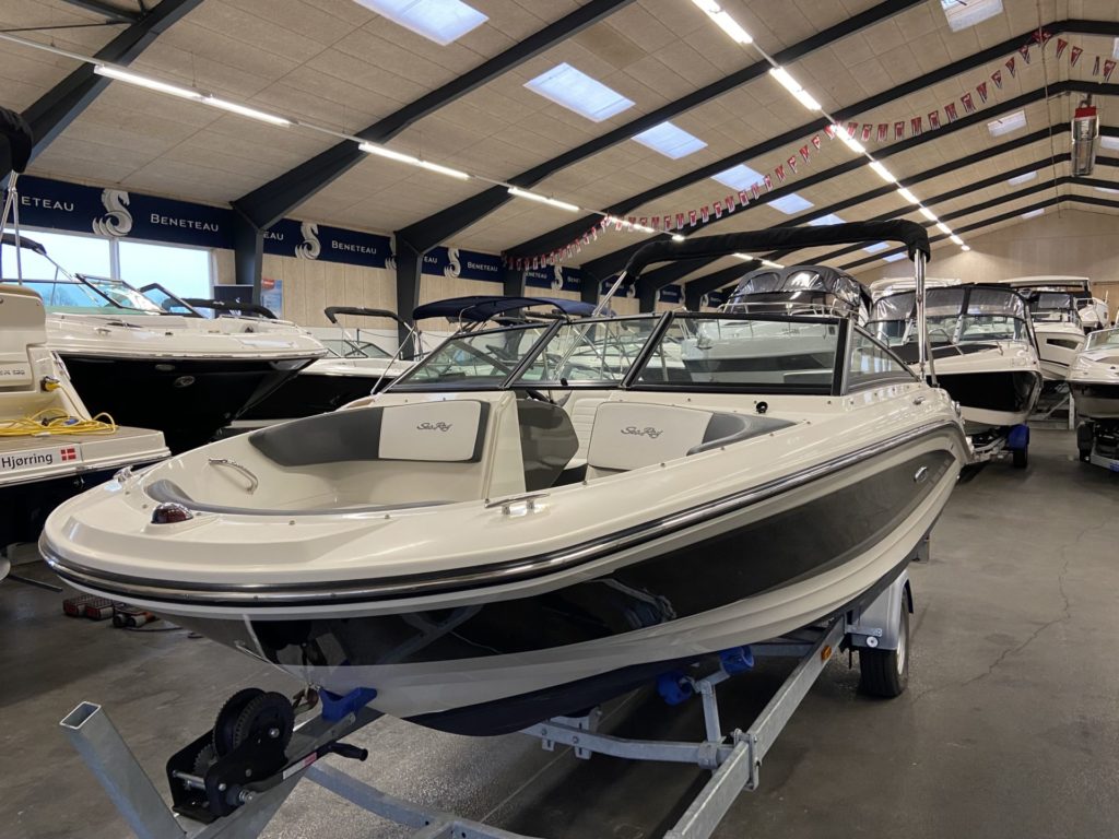Sea Ray 190 SPXE