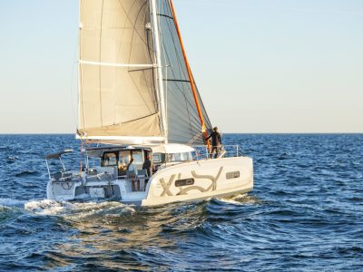 Excess11_IMAGE_EXTEROR_LIFESTYLE_SAILING