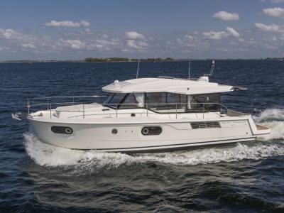 Nova Yachting Bruinisse Fotografie van diverse nieuwe schepen. De Bénéteau Swift Trawler 41